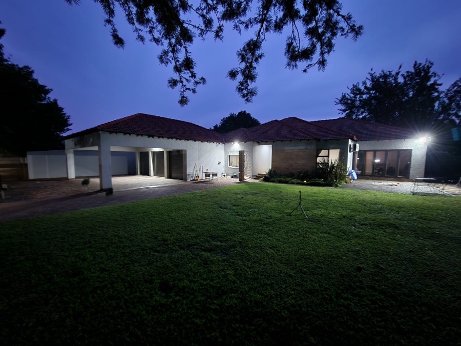 6 Bedroom Property for Sale in Sasolburg Ext 23 Free State